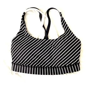 🍋 Lululemon sports bra size 4